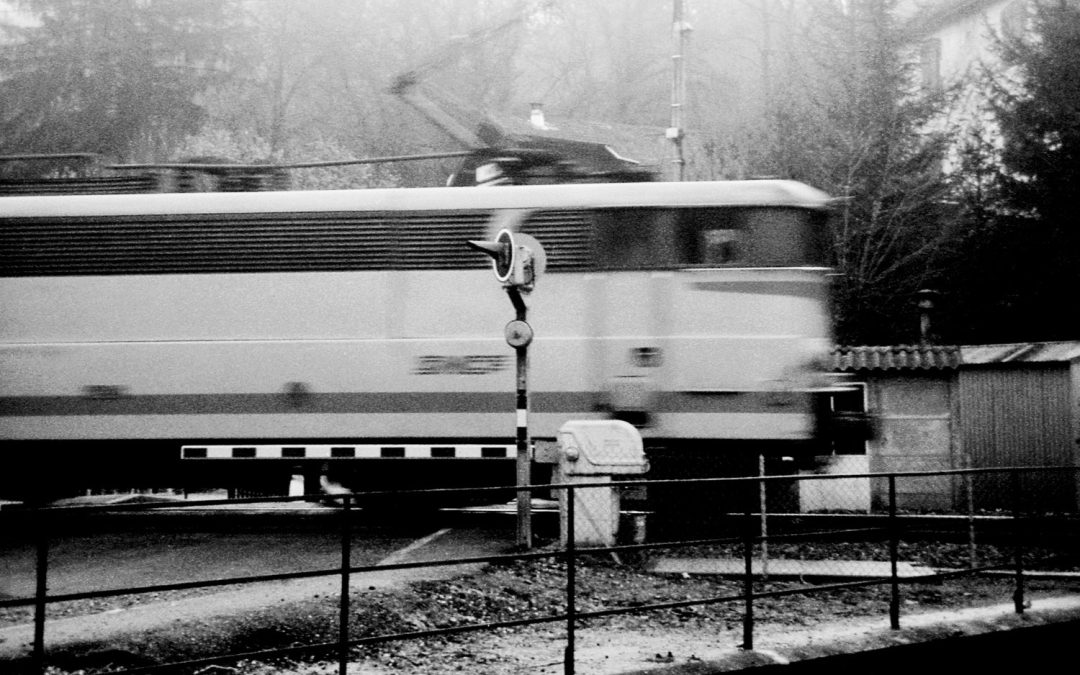 img015-trainflou