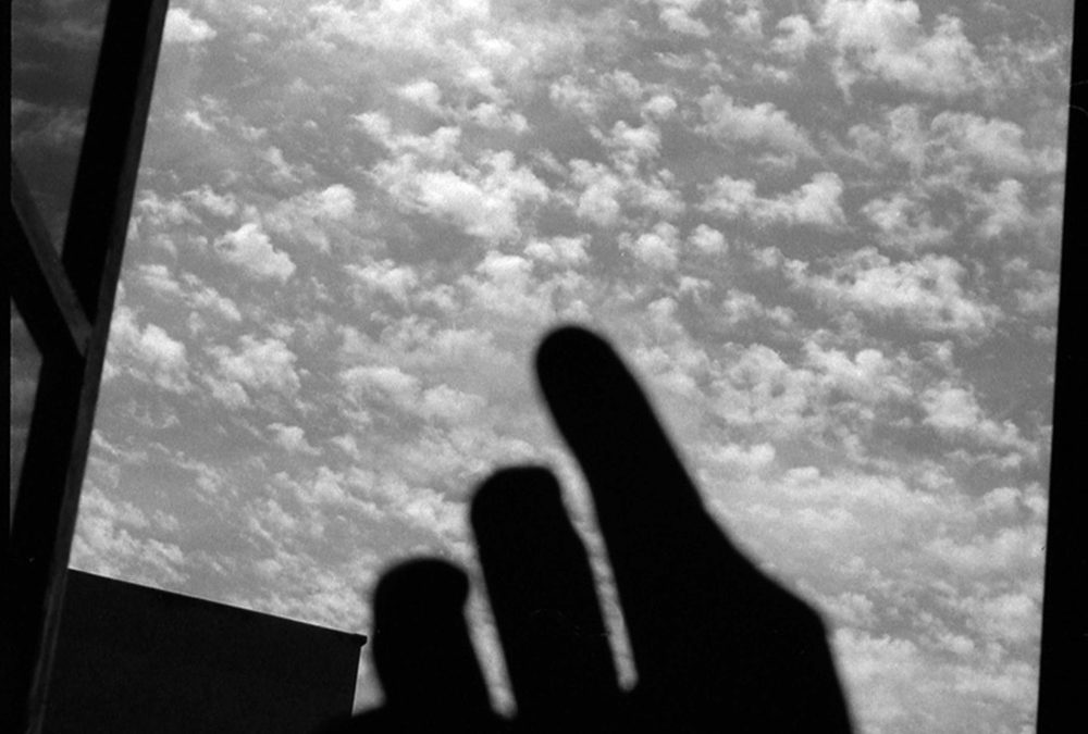 La photographie, un regard soutenu par les mains